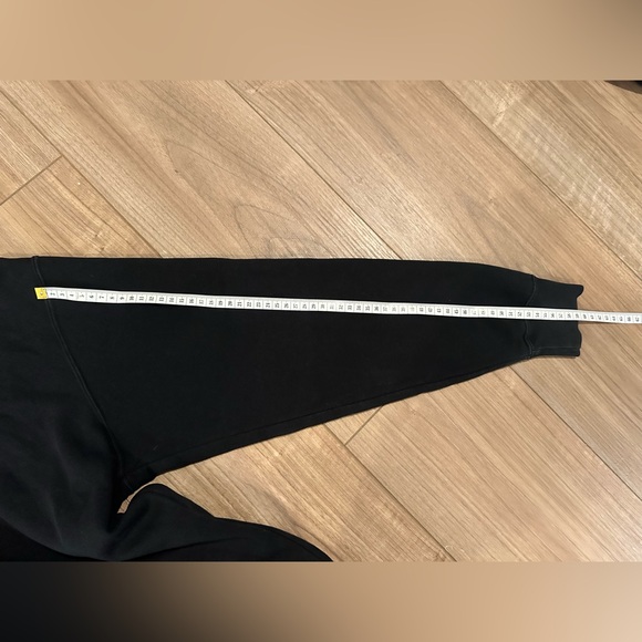 Nike Solo Swoosh Men's Fleece Crew Sweatshirt Black - Picture 4 of 6